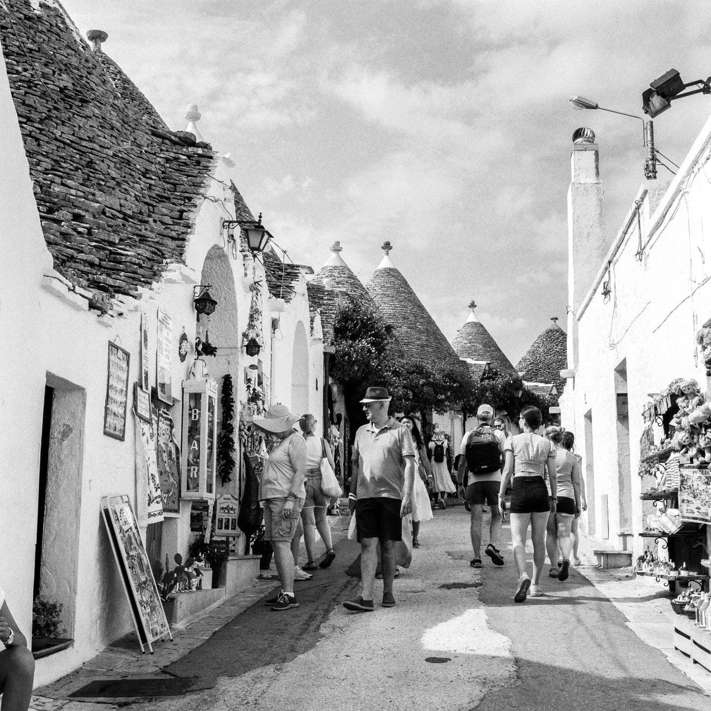 Kentmere Pan 400 Black & White Negative Film (35mm Roll Film Exposures )